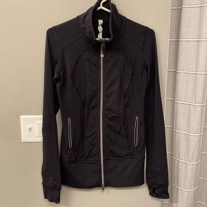 Lululemon size 4 workout zip up jacket